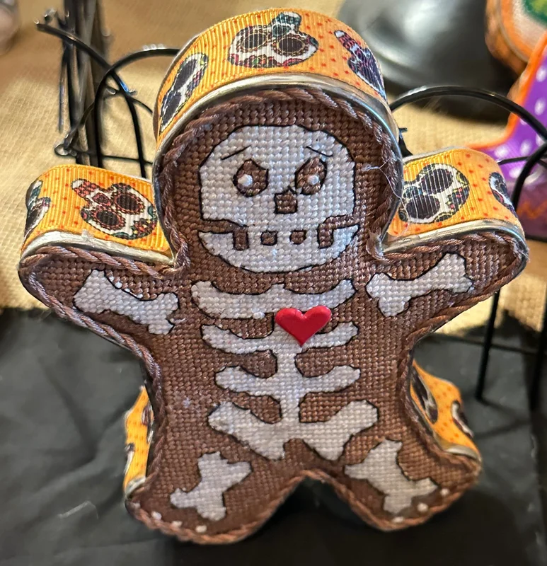 stitchbystitchneedlepoint216923